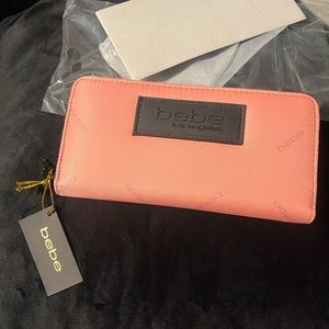 bebe Los Angeles Aja women's Wallet